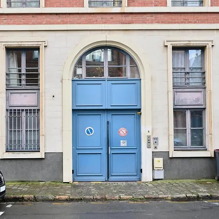 Appartement Vieux-lille Equipped With Parking Lille
