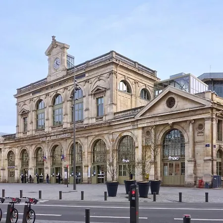 Apartman Vieux-lille Equipped With Parking Lille